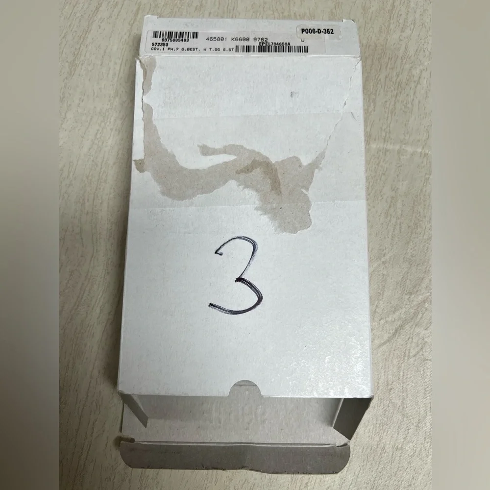Gucci Blind for Love GG Monogram bee iPhone case for 6 / 7 / 8 - Picture 11 of 11